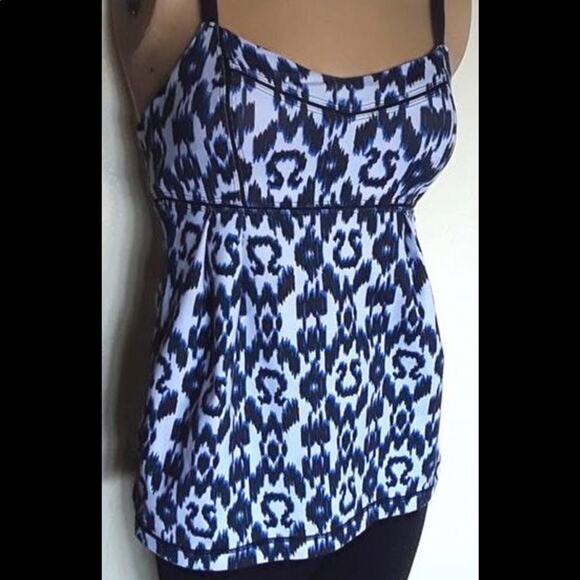 Lululemon Get Focused Tank Size 4 - Picture 2 of 7